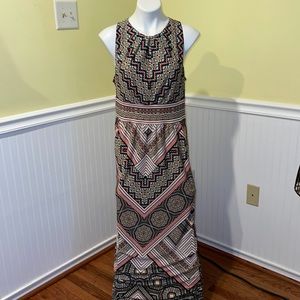 London Times Ladies Geometric print maxi dress. Size 14.